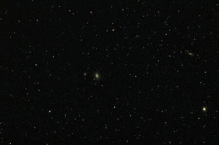 M85, NGC4394, NGC4293, 2015-4-20, 6x200sec, APO100Q, QHY8.jpg